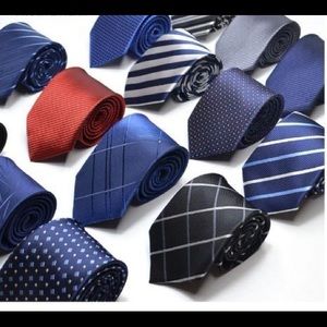 Hypno-Tize by Ike. Silk tie combo (Blue) Necklace/Bracelets.